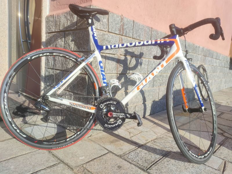 Used Giant RABOBANK SQUADRA CORSE 2013 Road & Gravel