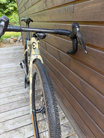 Used Tavelo Custom SRAM Force eTap AXS 2025 Road & Gravel, Green — image 2 of 9