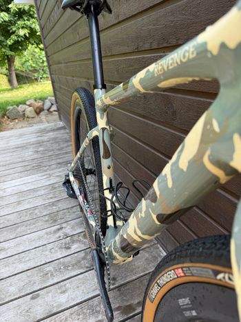 Used Tavelo Custom SRAM Force eTap AXS 2025 Road & Gravel, Green — image 9 of 9