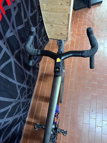 Used Scott Addict RC 40 2024 Frameset 2024 Road & Gravel, Green — image 3 of 3