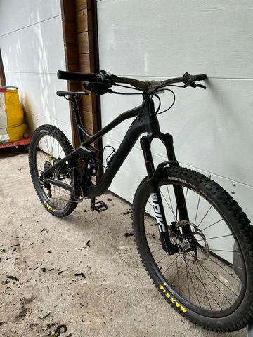 Used Canyon Strive AL 6.0 2018 2018 Mountainbike, Black, 27.5 — image 5 of 6
