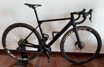 Used Canyon Ultimate CF SLX 8 Force AXS 2023 2023 Road & Gravel