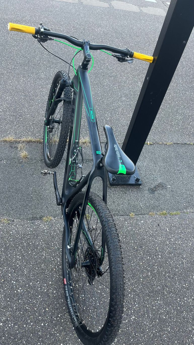 Used CUBE Reaction Shimano Dura Ace Di2 2022 Road & Gravel, Green — image 3 of 10