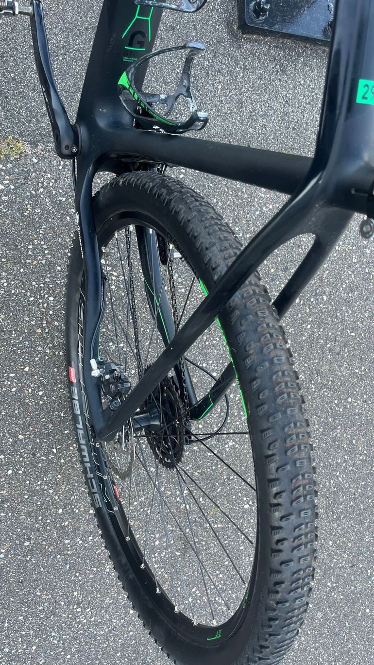 Used CUBE Reaction Shimano Dura Ace Di2 2022 Road & Gravel, Green — image 6 of 10