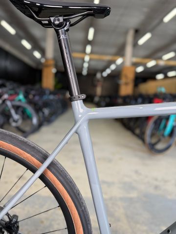 Gebrauchtes Open WI.DE. AXS 2023 2023 Road & Gravel, Hellgrau — Bild 7 von 22