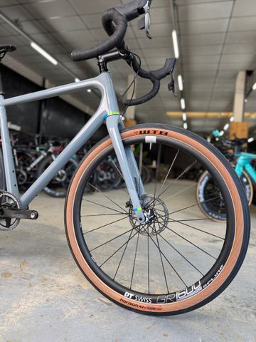 Gebrauchtes Open WI.DE. AXS 2023 2023 Road & Gravel, Hellgrau — Bild 3 von 22