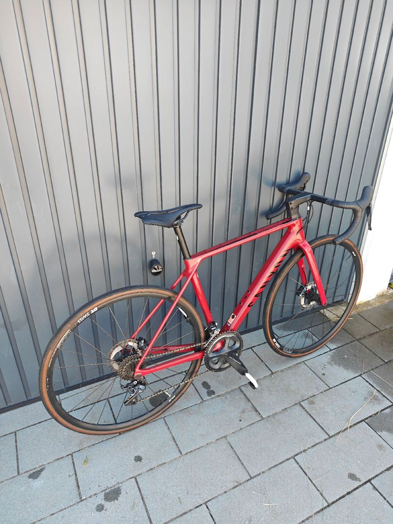 Brugt Canyon Ultimate CF SL 8 Disc 2022 2022 Road & Gravel — billede 2 af 13