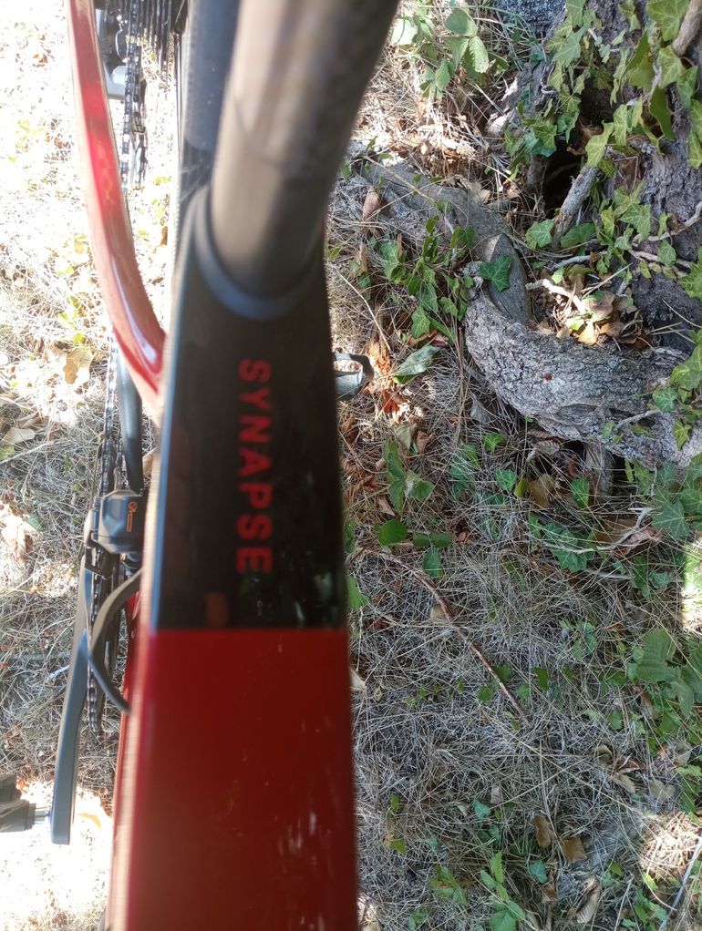 Cannondale Synapse Shimano Ultegra Di2 2026 Road & Gravel usato, Rosso — immagine 4 di 12