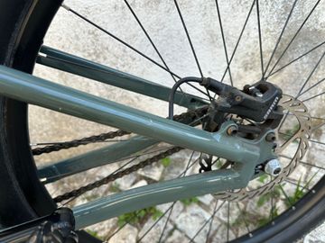 Used Commencal ABSOLUT 2025 2025 Mountainbike, Green, 26 — image 5 of 9
