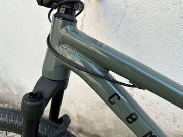 Used Commencal ABSOLUT 2025 2025 Mountainbike, Green, 26 — image 6 of 9