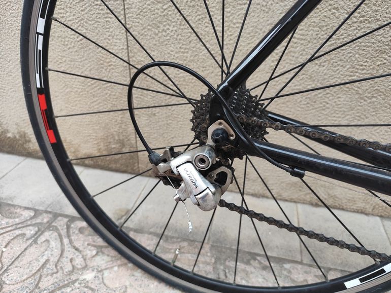 Used Focus Atlas Shimano 105 2015 Road & Gravel, Black — image 4 of 5