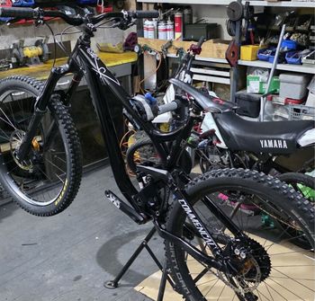 Gebrauchtes Commencal META SX V3 2018 2018 Mountainbike, Schwarz, 29, 27.5 — Bild 3 von 4