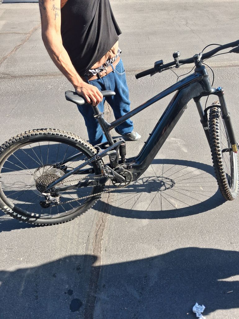 Used Giant Stance E+ 1 Pro 2022 2022 Mountainbike, Black, 29 — image 2 of 3