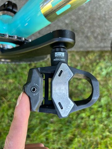Used Bianchi Nirone Shimano 105 2024 Road & Gravel, Blue — image 12 of 15