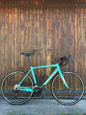 Used Bianchi Nirone Shimano 105 2024 Road & Gravel, Blue — image 2 of 15