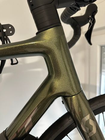 Tweedehands Scott Addict 30 2024 2024 Road & Gravel — afbeelding 16 van 25