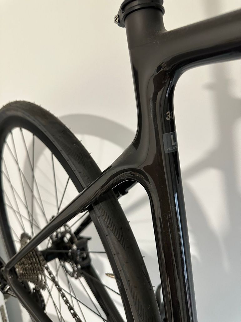 Tweedehands Scott Addict 30 2024 2024 Road & Gravel — afbeelding 19 van 25