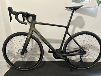 Used Scott Addict 30 2024 2024 Road & Gravel