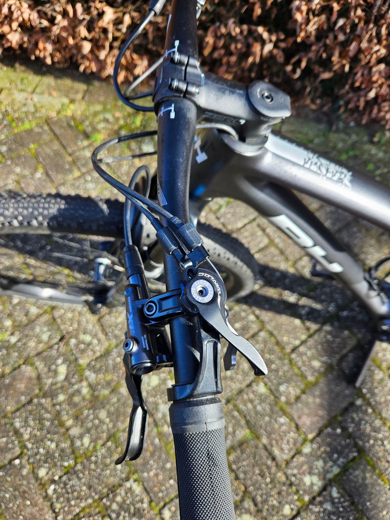 Brugt BH Bikes Lynx Race RC 2023 Mountainbike — billede 5 af 11