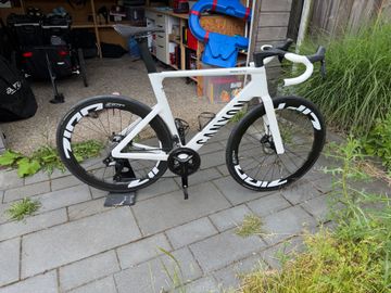 Tweedehands Canyon Aeroad CF SLX 7 Di2 2025 2025 Road & Gravel