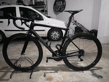 Gebrauchtes Specialized Tarmac Shimano Ultegra Di2 2018 Road & Gravel, Schwarz — Bild 2 von 3