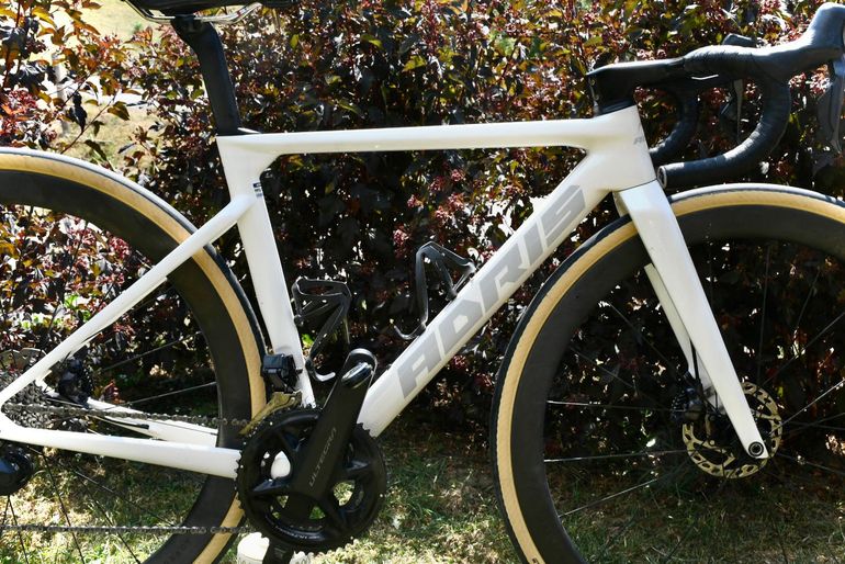 Used Adris Custom Shimano Ultegra Di2 2024 Road & Gravel, White — image 5 of 6