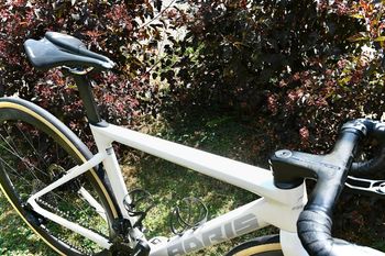 Used Adris Custom Shimano Ultegra Di2 2024 Road & Gravel, White — image 4 of 6