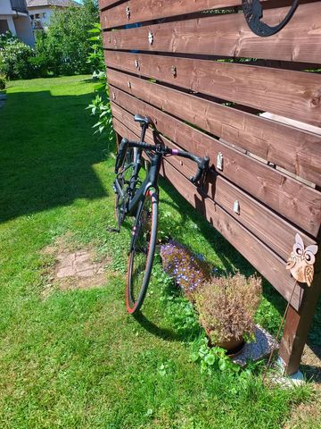 Used Merida REACTO 6000 Di2 2023 2023 Road & Gravel, Black — image 2 of 8