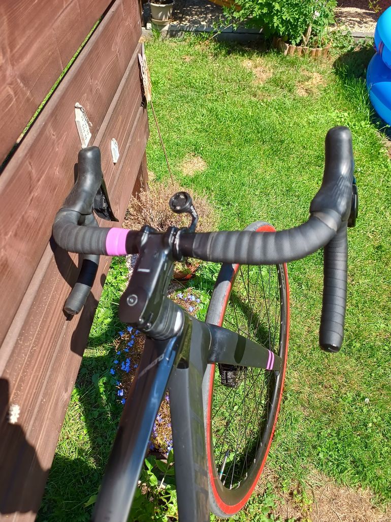 Used Merida REACTO 6000 Di2 2023 2023 Road & Gravel, Black — image 4 of 8