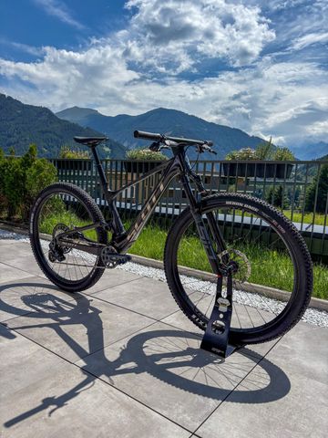 Brugt Scott Spark RC Team Issue 2025 2025 MTB