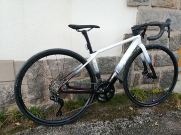 Elves Avari Pro Disc 2026 Road & Gravel usato, Bianco — immagine 1 di 6