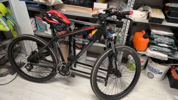 Used LOMBARDO Custom Shimano Altus 2024 Mountainbike, Black — image 9 of 10