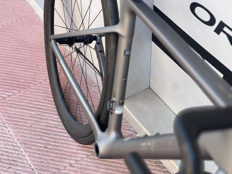 Brugt Scott Addict RC Team 2025 Frameset 2025 Road & Gravel — billede 7 af 11