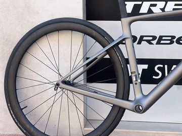 Used Scott Addict RC Team 2025 Frameset 2025 Road & Gravel, Light Gray — image 3 of 11
