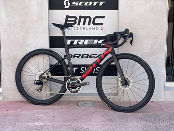 BMC Teammachine SLR 01 ONE 2026 2026 Road & Gravel usato