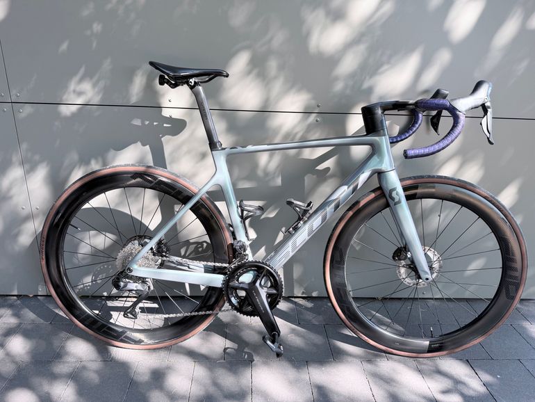 Brugt Scott Addict RC 15 2023 2023 Road & Gravel — billede 2 af 7