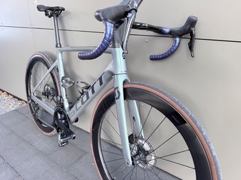 Brugt Scott Addict RC 15 2023 2023 Road & Gravel — billede 7 af 7