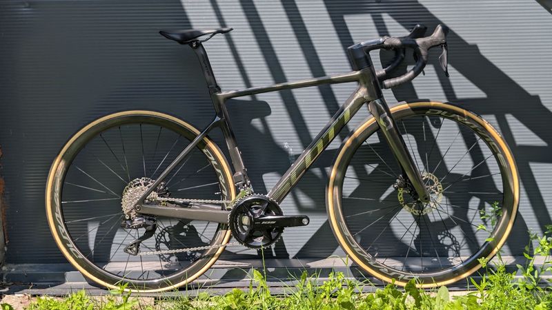 Käytetty Scott Addict 40 2025 2025 Road & Gravel
