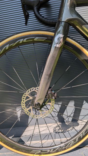 Tweedehands Scott Addict 40 2025 2025 Road & Gravel — afbeelding 4 van 11