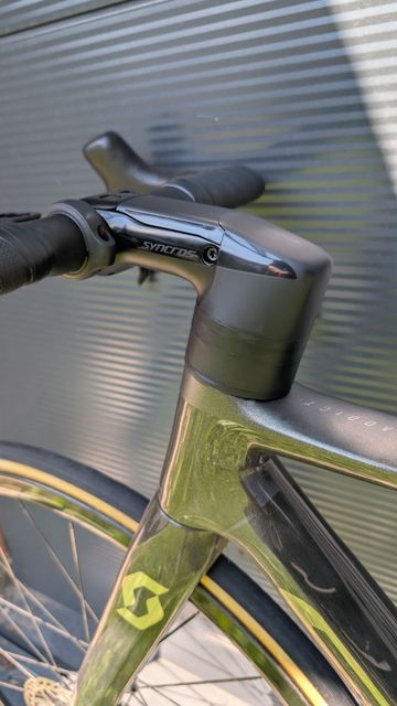 Tweedehands Scott Addict 40 2025 2025 Road & Gravel — afbeelding 8 van 11