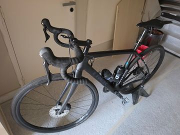 Used Trek Checkpoint SL 6 2020 2020 Road & Gravel, Black — image 9 of 10