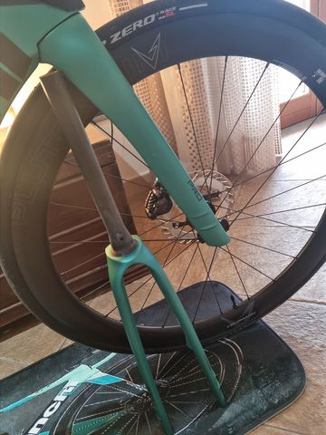 Used Bianchi Oltre PRO 2026 2026 Road & Gravel, Blue — image 7 of 7
