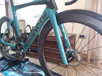 Used Bianchi Oltre PRO 2026 2026 Road & Gravel, Blue — image 5 of 7