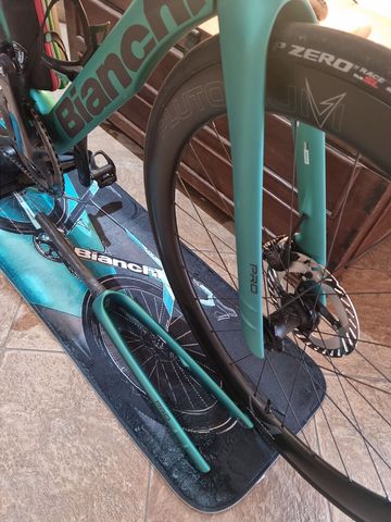 Used Bianchi Oltre PRO 2026 2026 Road & Gravel, Blue — image 6 of 7