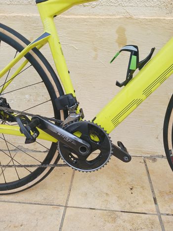 BMC Roadmachine 01 AMP ONE 2024 2024 Road & Gravel usato, Arancione — immagine 7 di 7