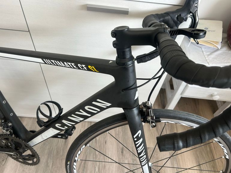 Gebrauchtes Canyon Ultimate Campagnolo Athena 2016 Road & Gravel, Schwarz — Bild 5 von 6