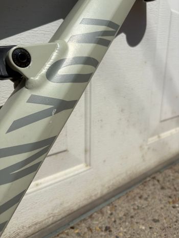 Canyon Torque 5 (Mullet) 2025 Frameset 2025 Mountainbike usato, Verde — immagine 7 di 7