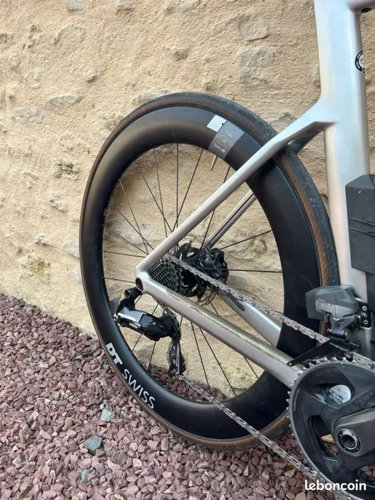 Brugt BMC TIMEMACHINE ROAD 01 Three 2020 Road & Gravel — billede 9 af 11
