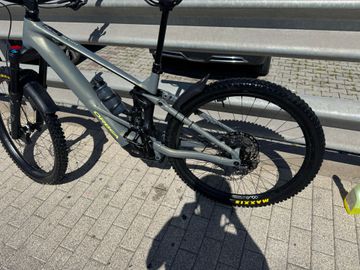 Orbea WILD H10 2025 2025 Mountainbike de segunda mano, Negro — imagen 2 de 14