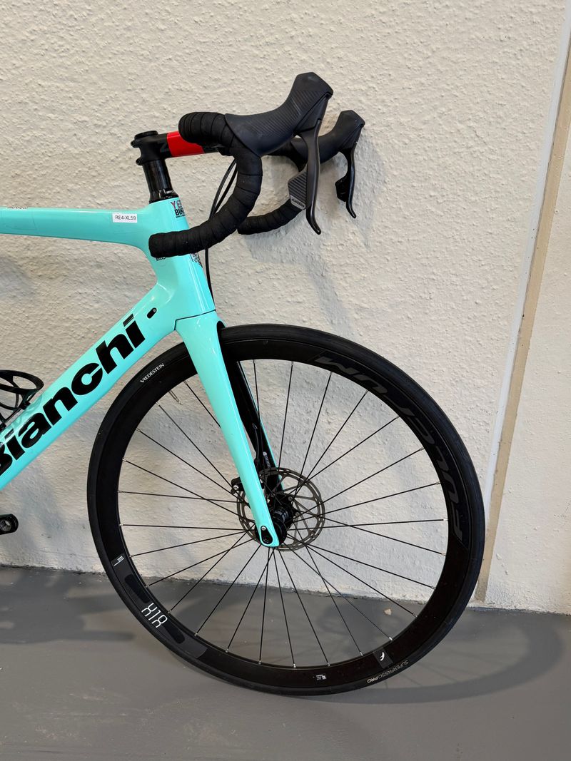 Bianchi Aria - Rival eTap AXS 2022 2022 Road & Gravel usato, Verde — immagine 7 di 9